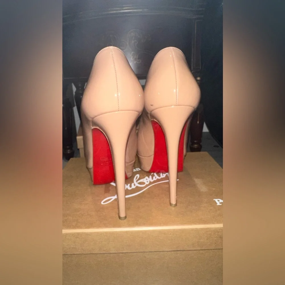 Christian Louboutin BIANCA 140 PATENT CALF - Picture 10 of 11